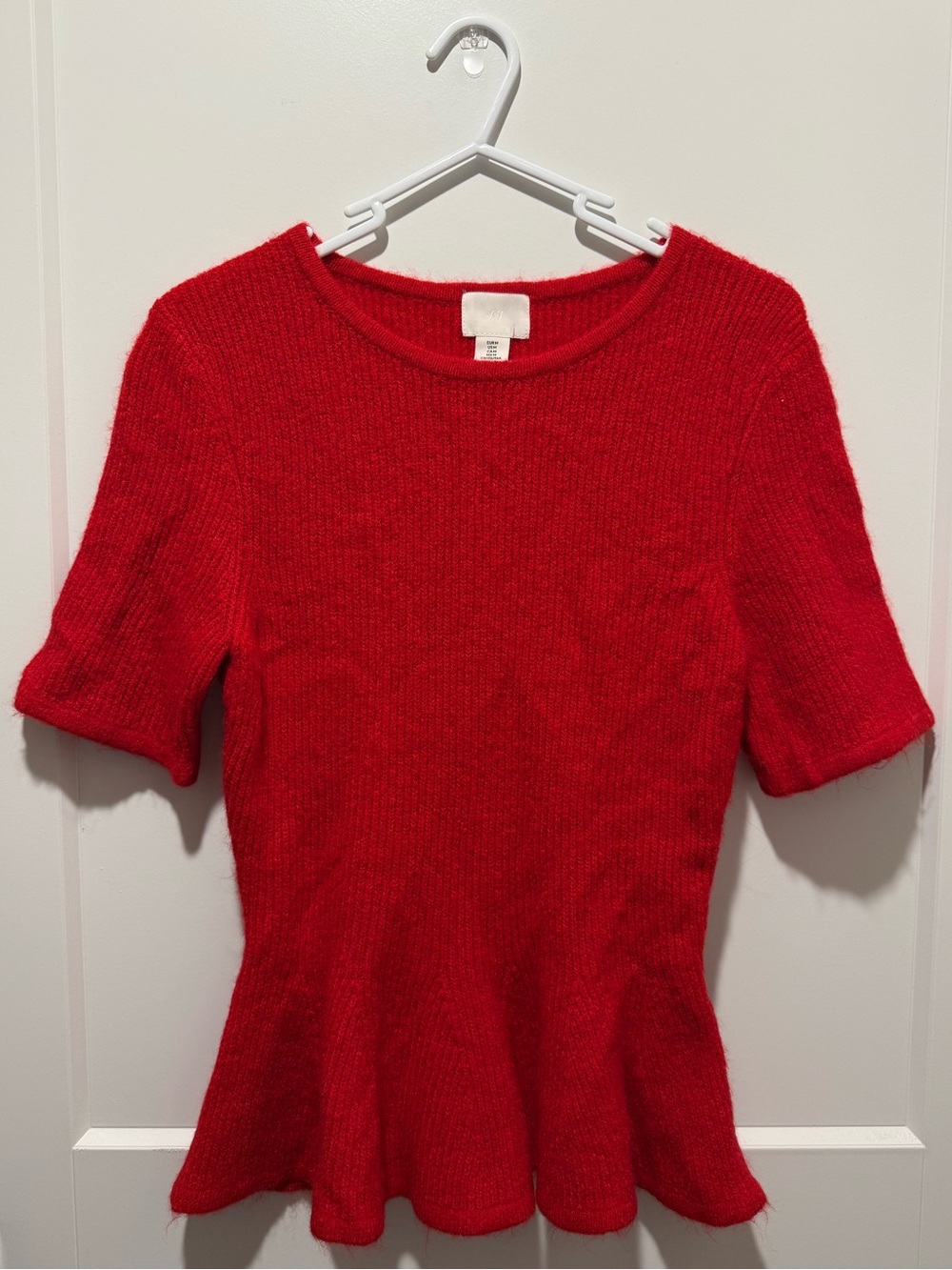 H&M Red Short-Sleeve Peplum Sweater Top